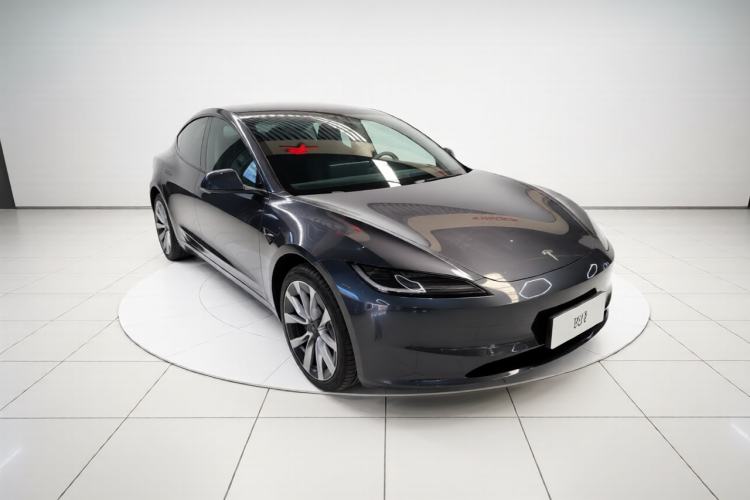 Used Tesla Model 3 2023 Rear-Wheel-Drive Version Exterior 1