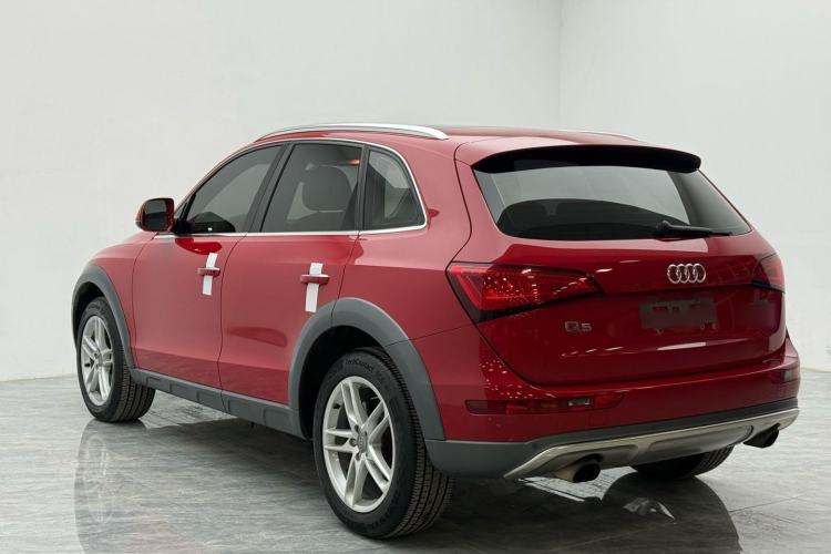 Used Audi Q5 2017 Plus 40 TFSI Technology Model