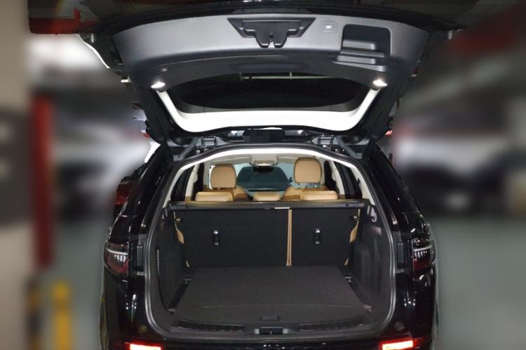 Used Land Rover Discovery Sport 2024 Performance Tech Edition Trunk