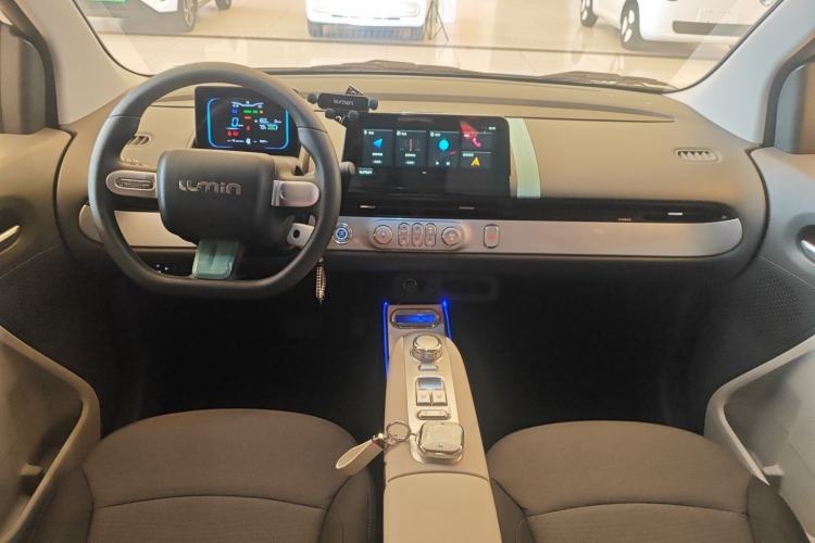 Used CHANGAN NEVO Lumin 2025 205 km Xiangqin Version