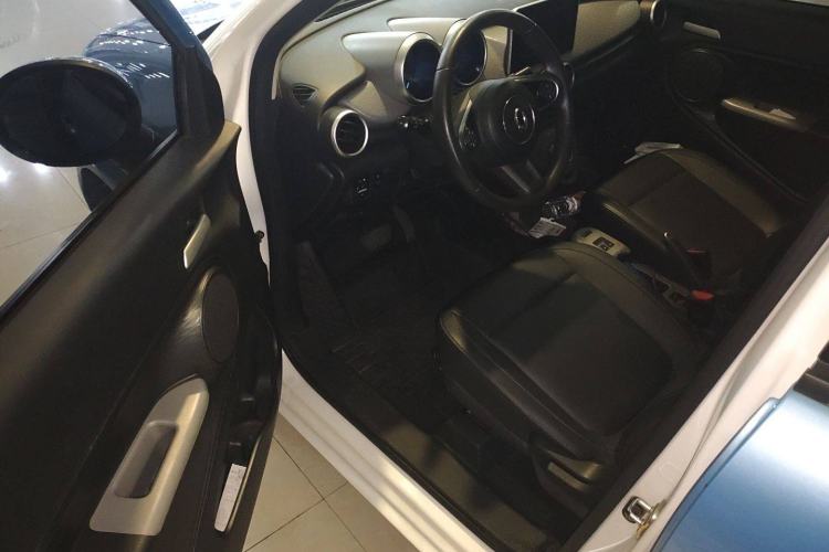 Used ORA Black Cat 2021 351 km Standard Version
