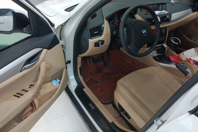 Used BMW X1 2012 sDrive18i Luxury Edition