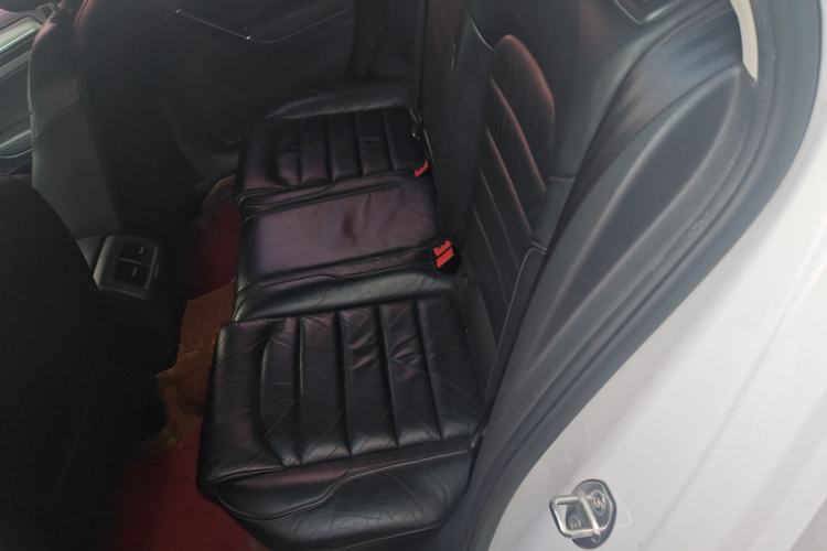 Used Volkswagen Golf 2016 230TSI Automatic Luxury Version