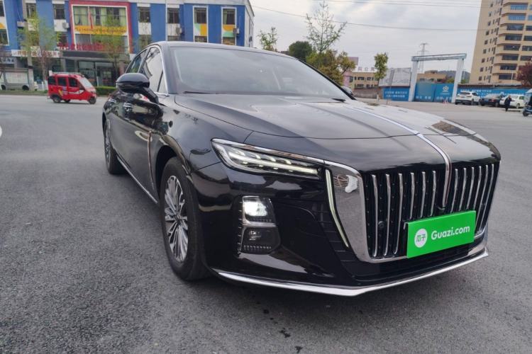 Used Hongqi H5 2023 1.5T DCT Smart Connect Flagship Edition Front Right 45 Deg