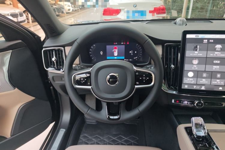 Used Volvo S90 2026 B5 Zhiya Luxury Edition