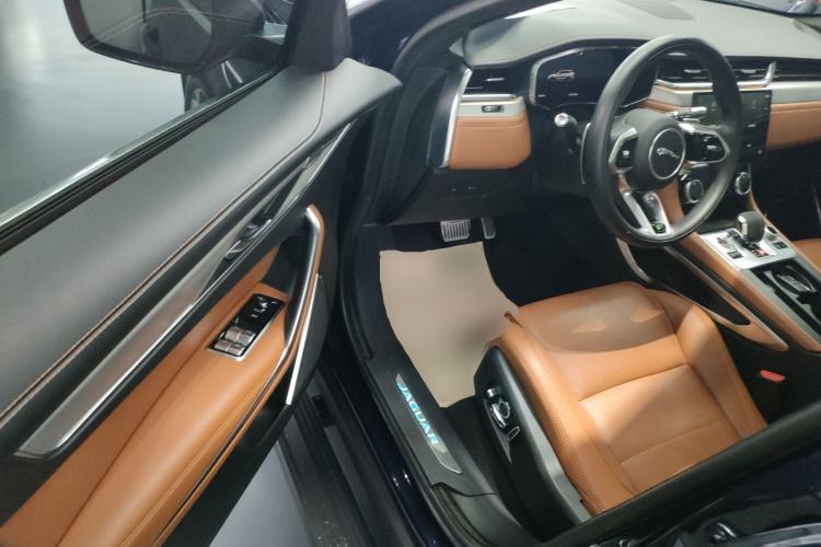 Used Jaguar F-PACE 2021 340 PS R-Dynamic SE