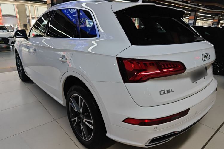 Used Audi Q5L 2020 Updated 40 TFSI Prestige Fashion Edition
