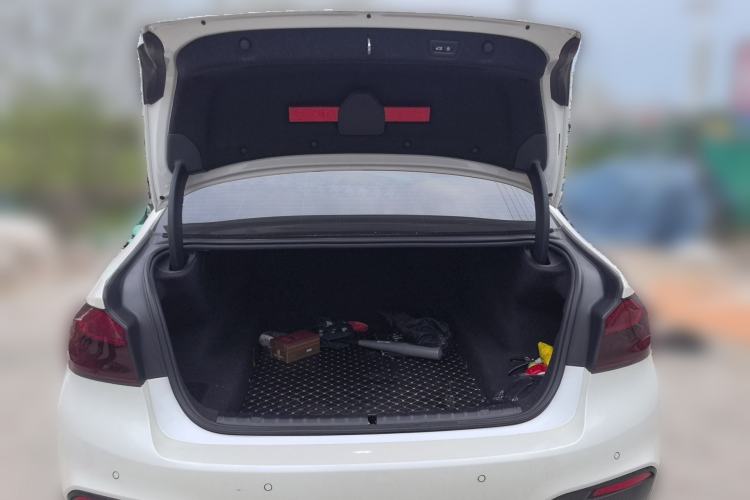 Used BMW 5 Series 2020 530Li Luxury Edition M Sport Package Trunk