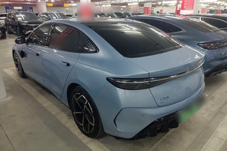 Used BYD Seal 2022 700 km Long-Range Rear-Wheel-Drive Version
