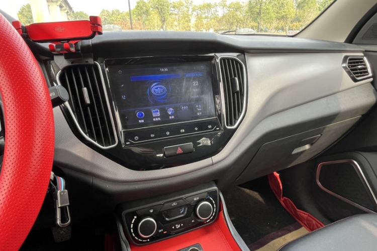 Used FAW Senya R7 2016 1.6L Manual Luxury Model