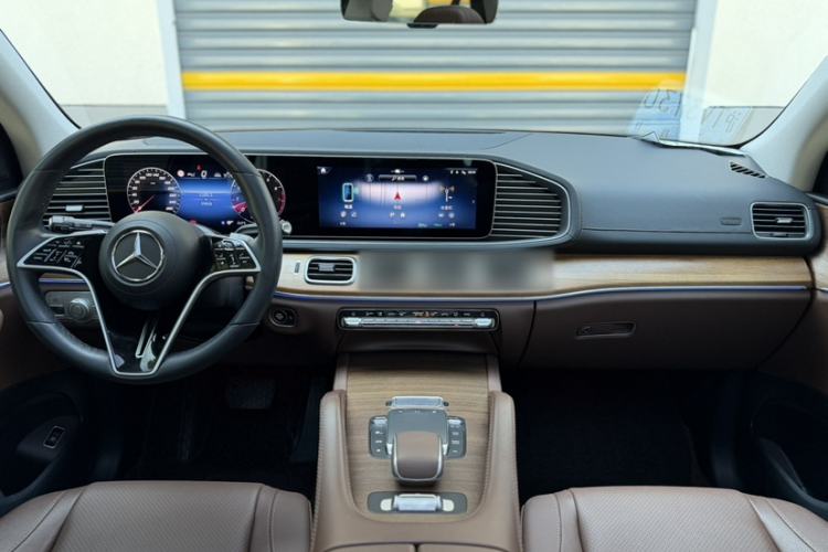 Used Mercedes-Benz GLE 2024 GLE 450 4MATIC AMG Line
