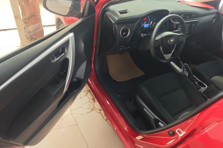 Used Toyota Levin 2017 Revised 185T CVT Elite Edition China V Standard Driver Seat