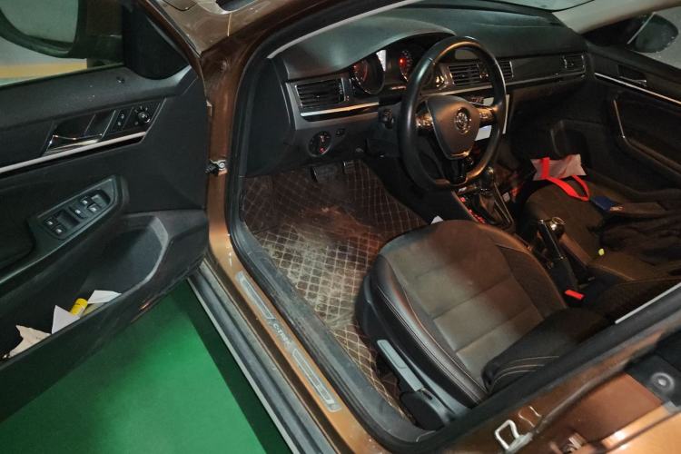 Used Volkswagen C-TREK 2017 230TSI DSG Luxury Model