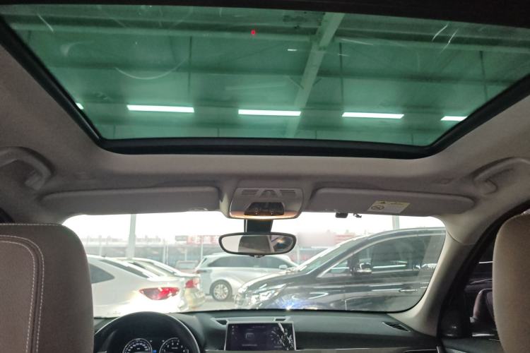 Used BMW X1 2019 xDrive20Li Luxury Model Headliner