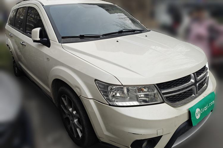 Used Dodge Journey 2013 2.4L Two-Wheel Drive Luxury Version