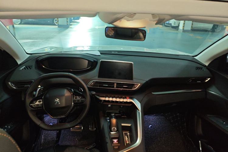 Used Peugeot 5008 2017 350THP 7-Seater Elite Edition