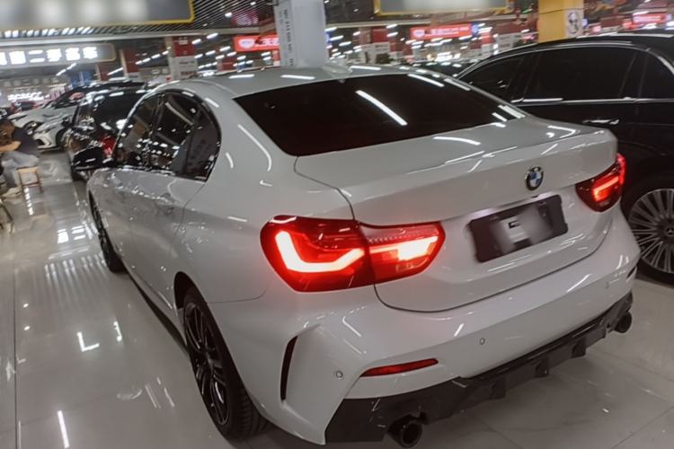 Used BMW 1 Series 2023 125i M Sport Night Edition Rear Left 45 Deg