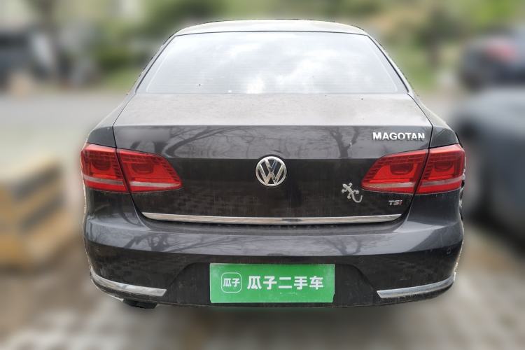 Used Volkswagen Magotan 2012 1.8TSI Prestige Model Rear