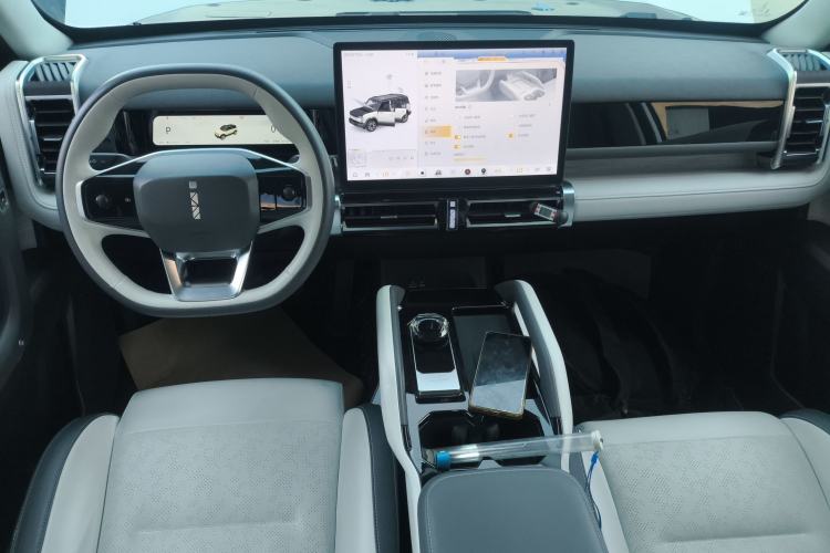 Used iCAR 03 2024 501km Four-wheel Drive Long-range Intelligent Driving Edition