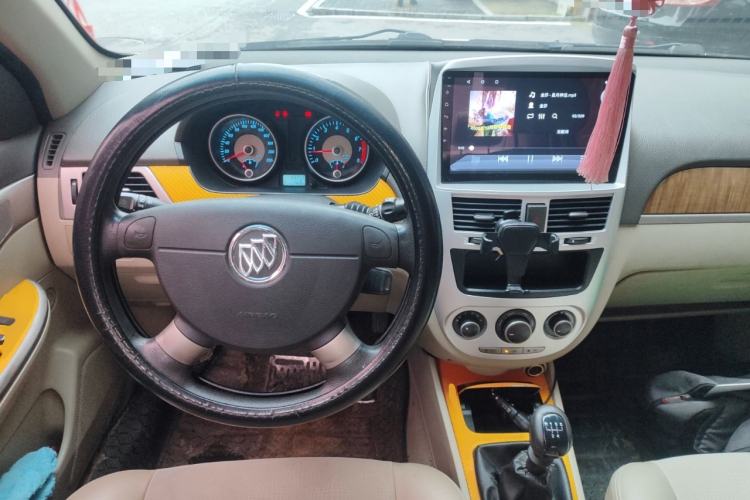 Used Buick Excelle 2015 1.5L Manual Classic Trim
