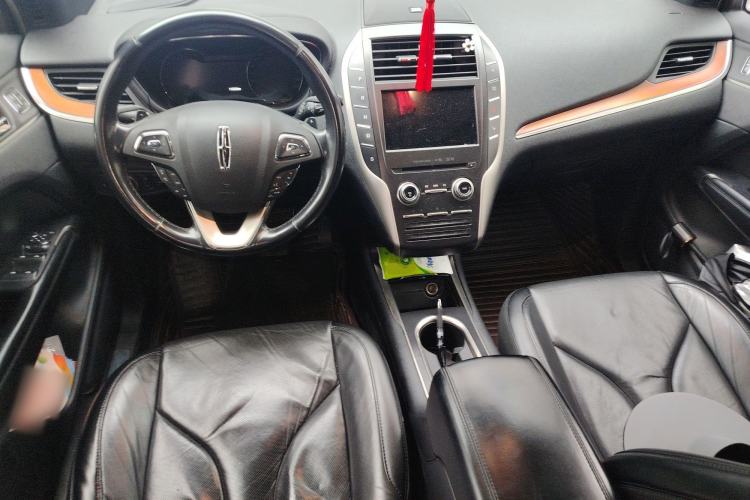 Used Lincoln MKC 2017 2.0T Two-Wheel-Drive Luxury Edition Center Console