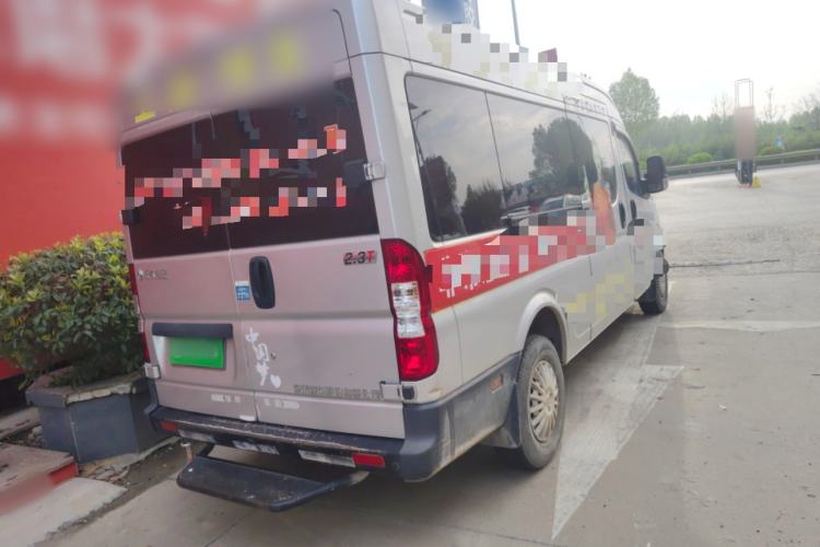 Used Dongfeng Yufeng 2021 2.3T V9 Logistics Vehicle Long Wheelbase Mid-Roof Design 6-9 Seats China V Emission Standard WP2.3 Rear Right 45 Deg