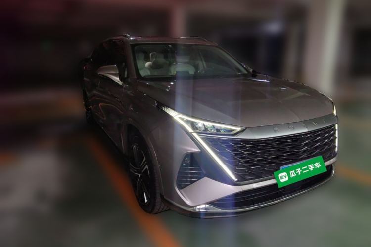 Used Roewe RX9 2023 2.0T Four-Wheel Drive Luxury Edition Front Right 45 Deg