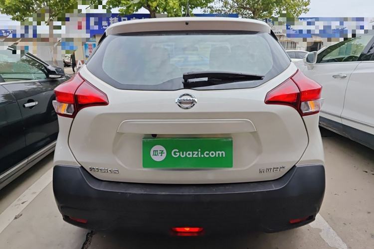 Used Nissan Kicks 2019 1.5L Manual Cool Edition
