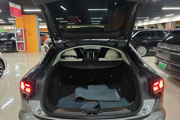 Used Lynk & Co 05 2020 2.0TD Two-Wheel Drive Shine Halo