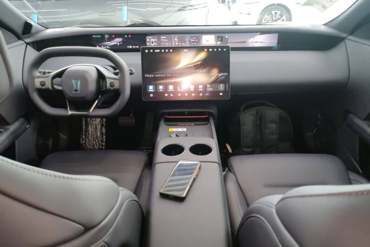 Used Avatr 06 2025 Max All-Electric Version
