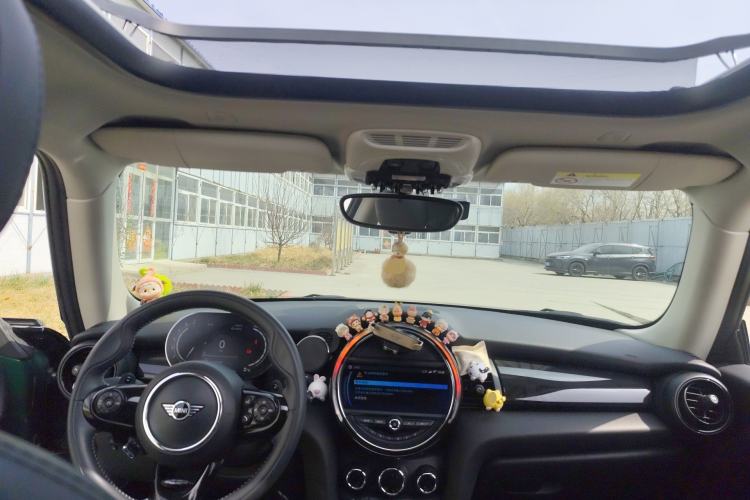 Used MINI 2021 2.0T COOPER S Artist Center Console