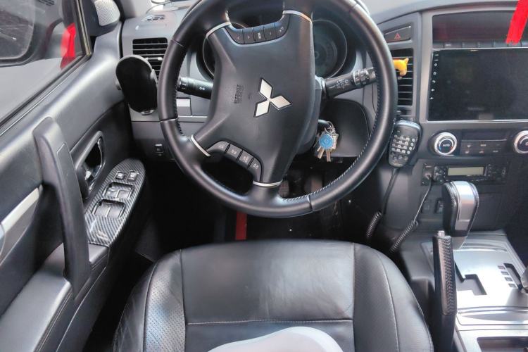 Used Mitsubishi Pajero 2014 3.0L Elite Upgrade Edition