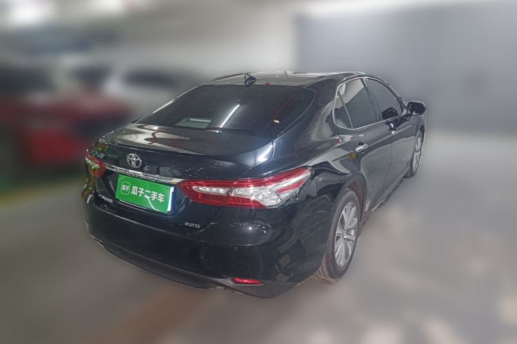 Used Toyota Camry 2021 2.0G Luxury Edition

