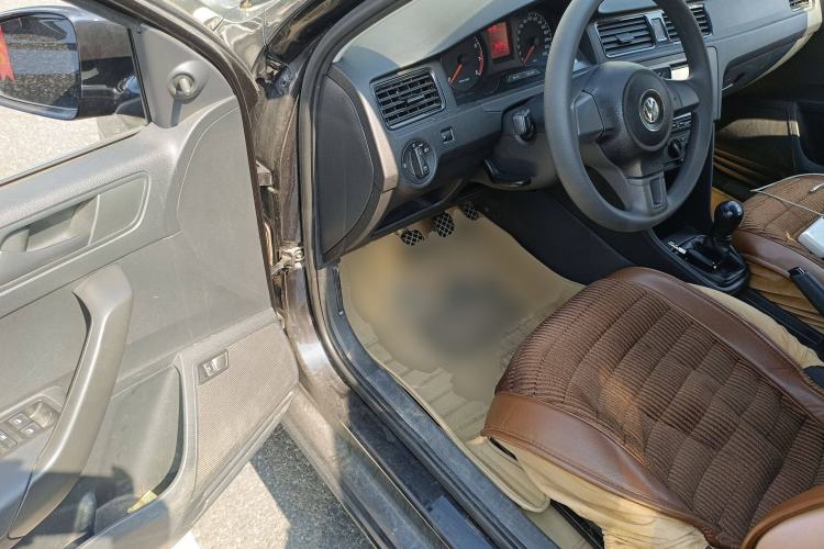 Used Volkswagen Santana 2015 1.4L Manual Fashion Edition Driver Seat