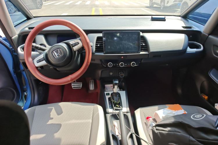 Used Honda Fit 2021 1.5L CVT Trendy Run Pro Edition Center Console