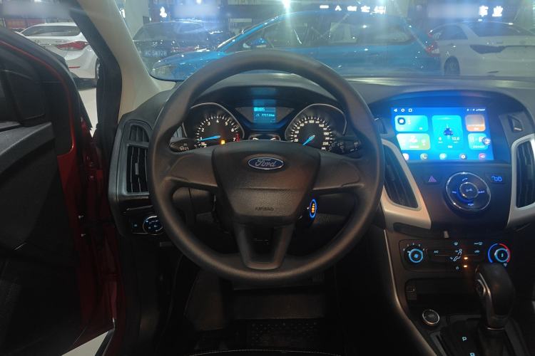 Used Ford Focus 2017 Hatchback 1.6L Automatic Comfort Plus SmartDrive Edition Steering Wheel