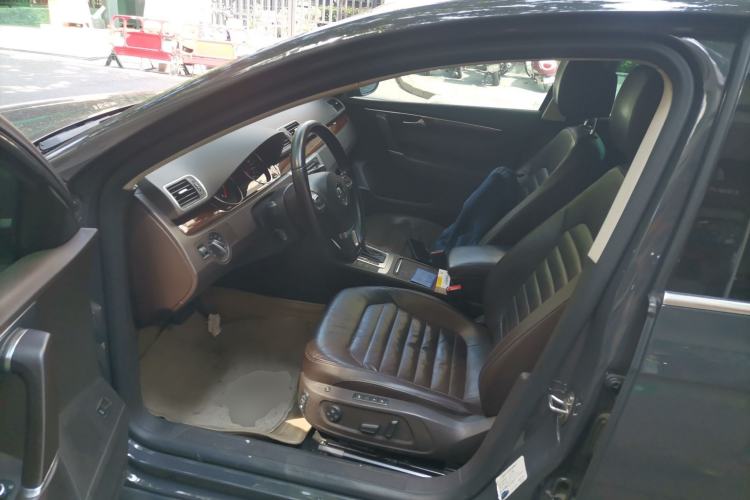 Used Volkswagen Magotan 2012 Travel Edition 2.0 TSI Luxury Version