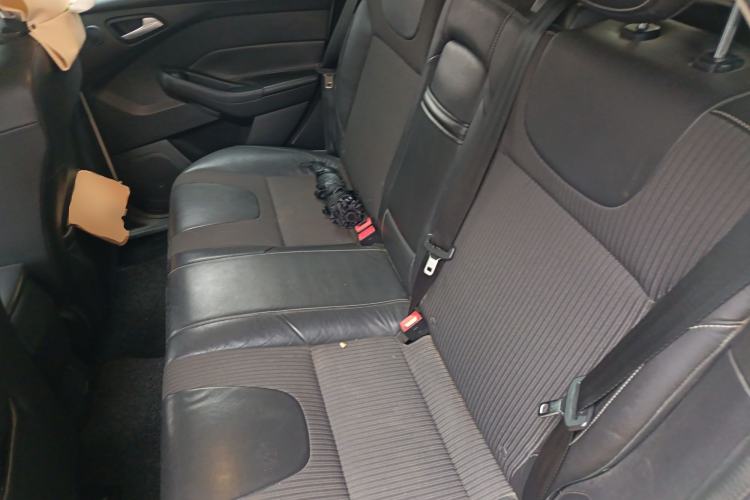 Used Ford Focus 2012 Hatchback 2.0L Automatic Luxury Sport Model
