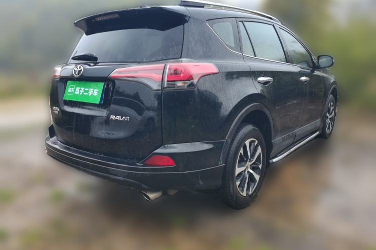 Used Toyota RAV4 2016 2.0L CVT Two-Wheel Drive Fashion Edition China V Standard