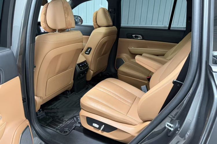 Used Li Auto ONE 2020 Extended-Range 6-Seater Version Left Rear Seat