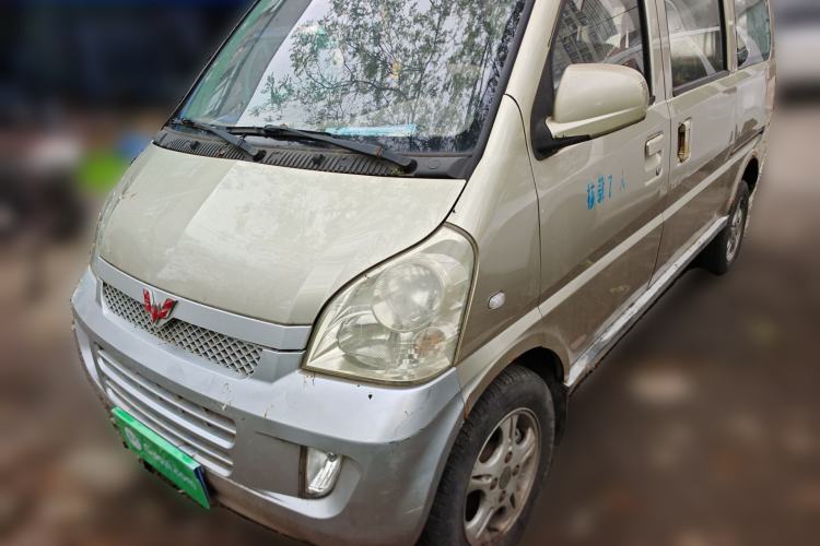 Used Wuling Rongguang 2011 1.2L Base Version