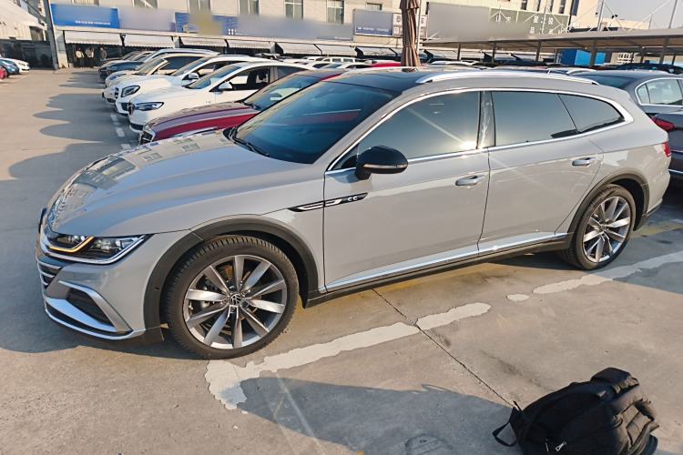 Used Volkswagen FAW-Volkswagen CC 2023 Hunting Vehicle 380TSI Hunter's Heart Edition