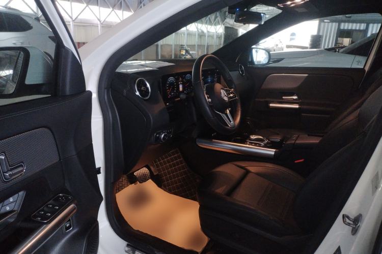 Used Mercedes-Benz GLA 2020 GLA 180 Driver Seat