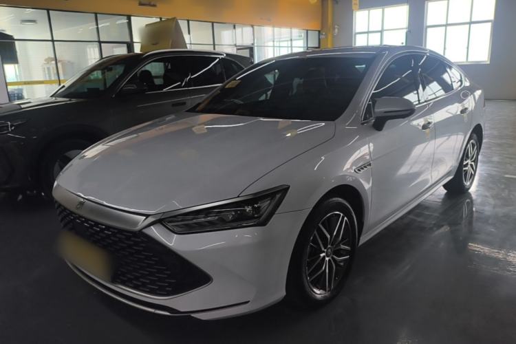 Used BYD Qin PLUS 2023 Champion Edition DM-i 120KM Excellence Model