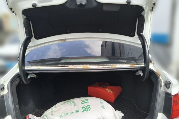 Used Geely Auto Emgrand GL 2017 1.8L Manual Elite Model
