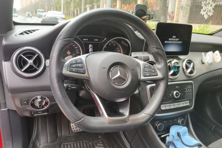 Used Mercedes-Benz CLA 2018 CLA 220 4MATIC
