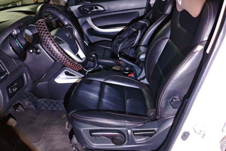 Used Changan CS35 2015 1.6L Manual Luxury Model China IV Standard