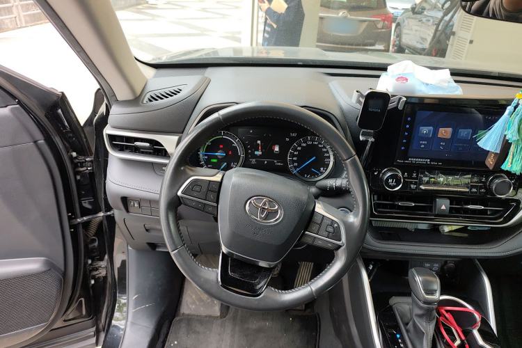 Used Toyota Highlander 2022 Dual-Engine 2.5L Four-Wheel Drive Luxury Edition 7 Seats Steering Wheel