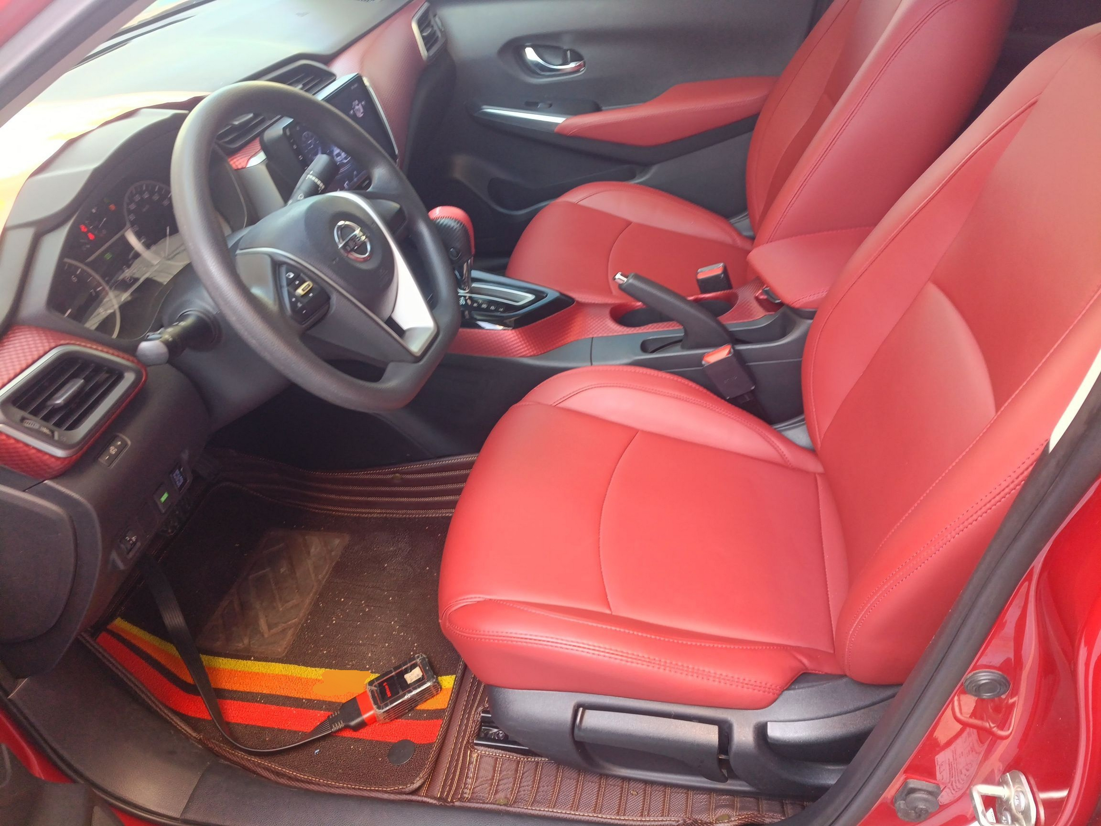 المقاعد الأمامية داخل السيارة