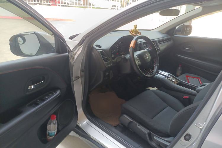 Used Honda Vezel 2015 1.5L CVT two-wheel drive Comfort trim
